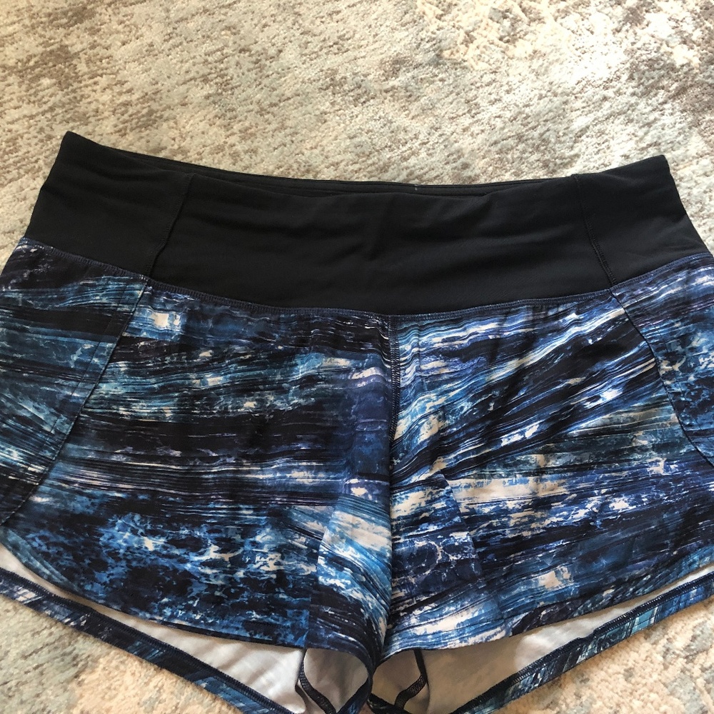 Lululemon Speed Short, size 8